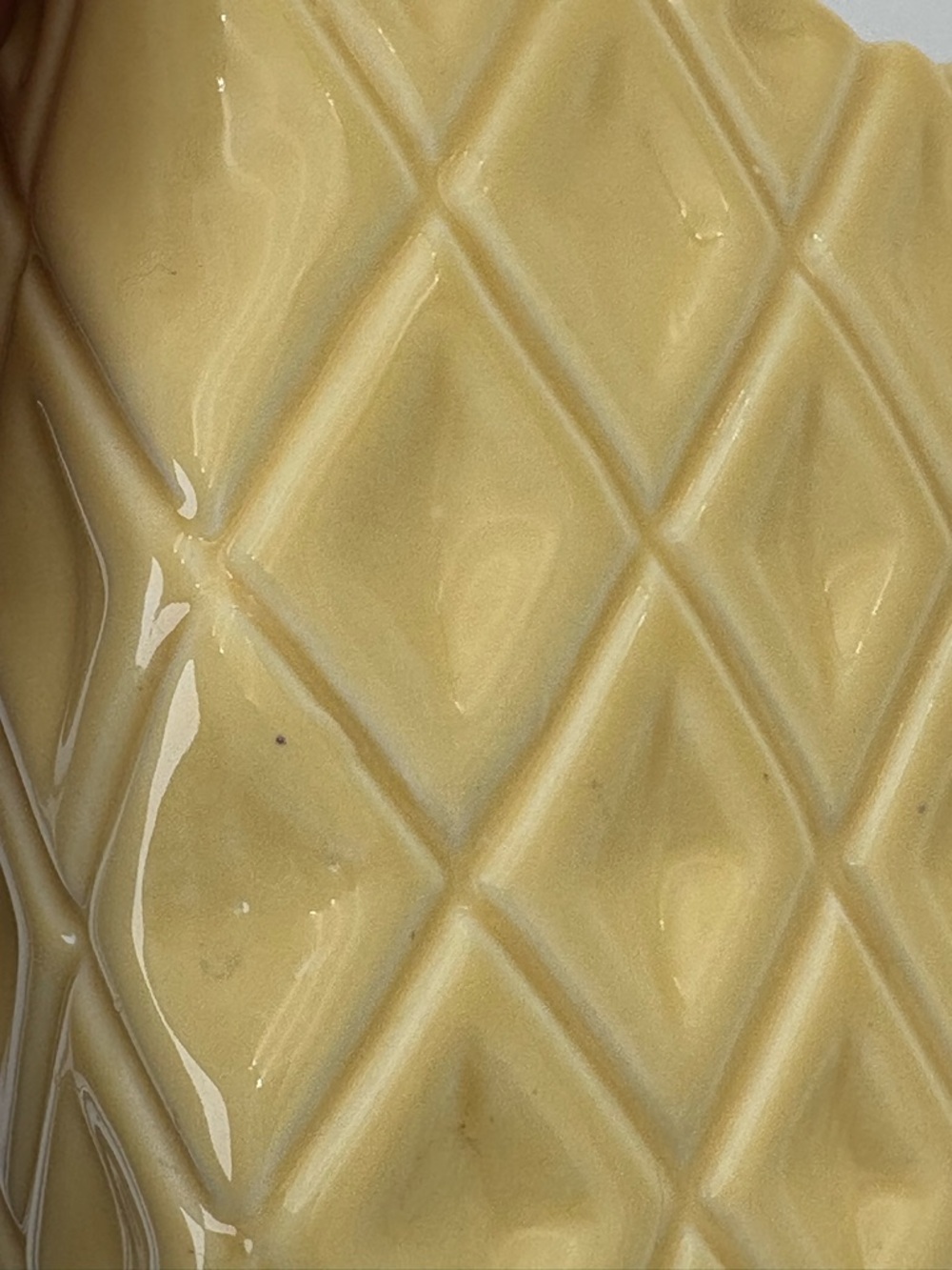 Vintage Textured Ceramic Planter in Yellow - Perfect for Spring and Summer - Picture 13 of 14